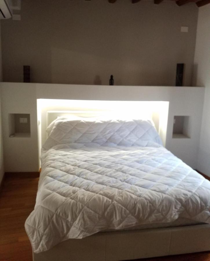 Contemporary Rooms San Gimignano Exterior photo